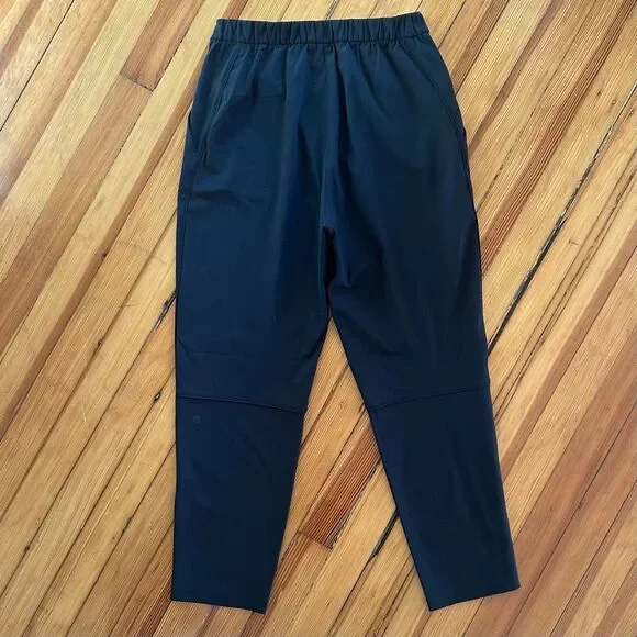 Lululemon NWOT Essential High-Rise Trouser in Black Size 8 - Picture 3 of 8